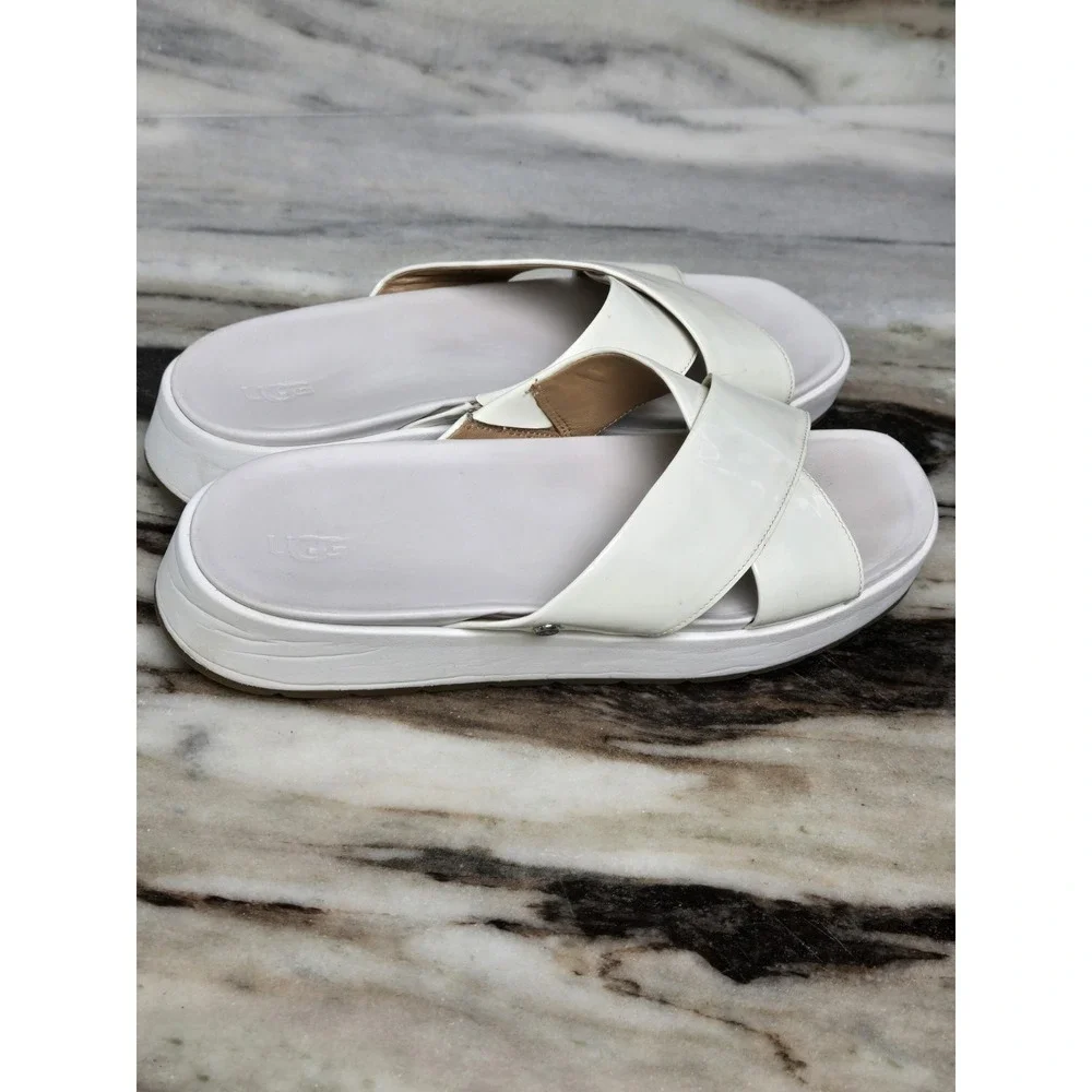 UGG Emily white leather criss cross‎ platform slide sandals 10 Beach Minimalist